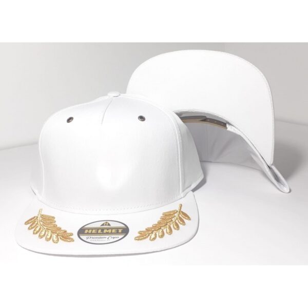 Helmet 5 Panel Blanco Laurel Corto Oro