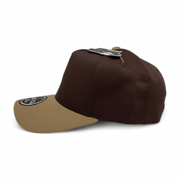 5 Panel Basic Curva Cafe con Khaki - Image 3
